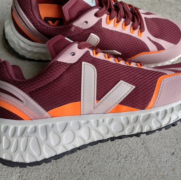 Veja Condor Performance Sneakers - Picture 10 of 14